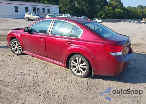 2013 Subaru Legacy 2.5I Limited z USA, uszkodzony, nr VIN 4S3BMBK68D3013187